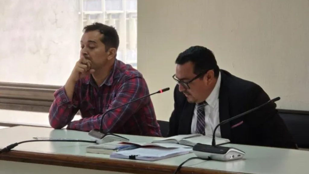 Escándalo en Ayutla Vínculos con el Narcotráfico