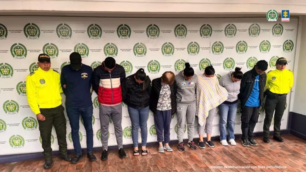 capturan a dos mayores retirados de la Policía en red de lavado de dinero (1)