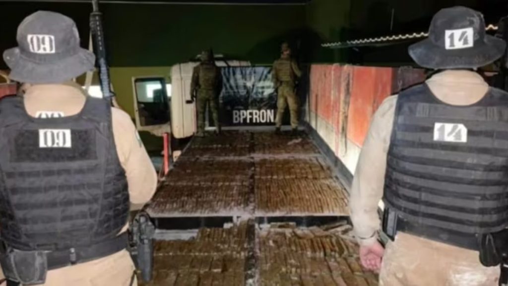 Detienen a Camionero Paraguayo en Brasil con 2,4 Toneladas de Marihuana
