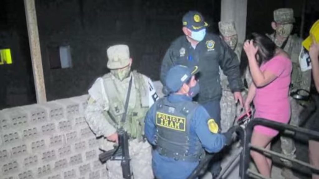 Redes criminales lucran con extorsiones a víctimas de trata
