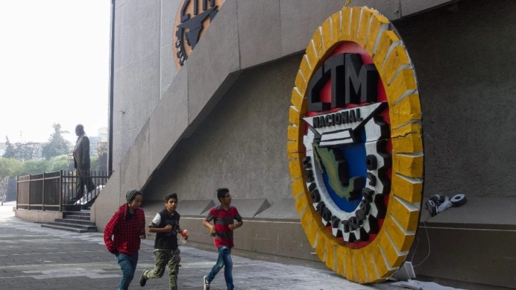 Detienen a integrante del Sindicato de la CTM por presunto lavado de dinero