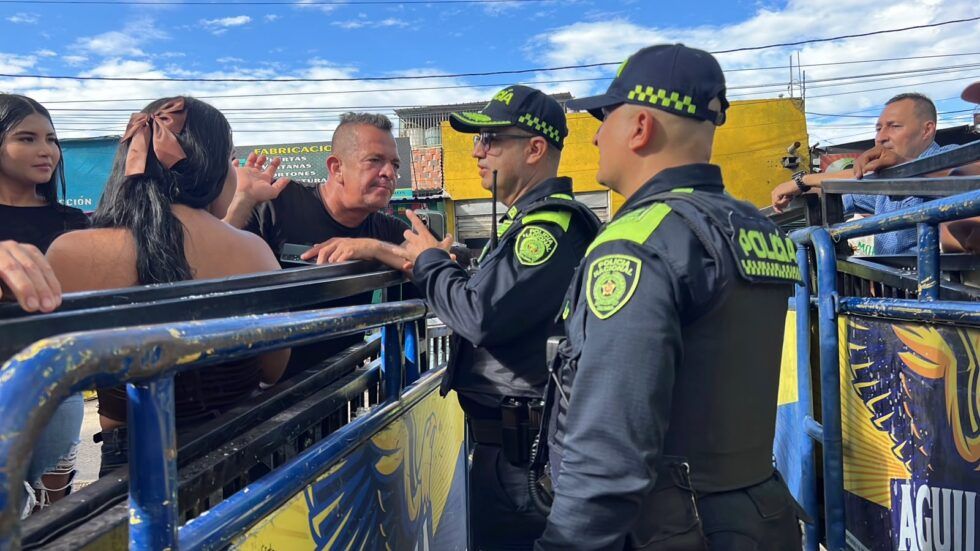Policia