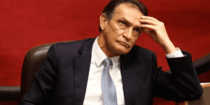 Fiscalía presenta denuncia constitucional contra Héctor Becerril por enriquecimiento ilícito