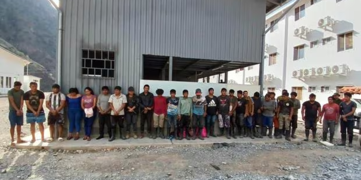 Intervienen a 40 personas acusadas de ser miembros de la banda “Los Parqueros del Gordo Jhon”