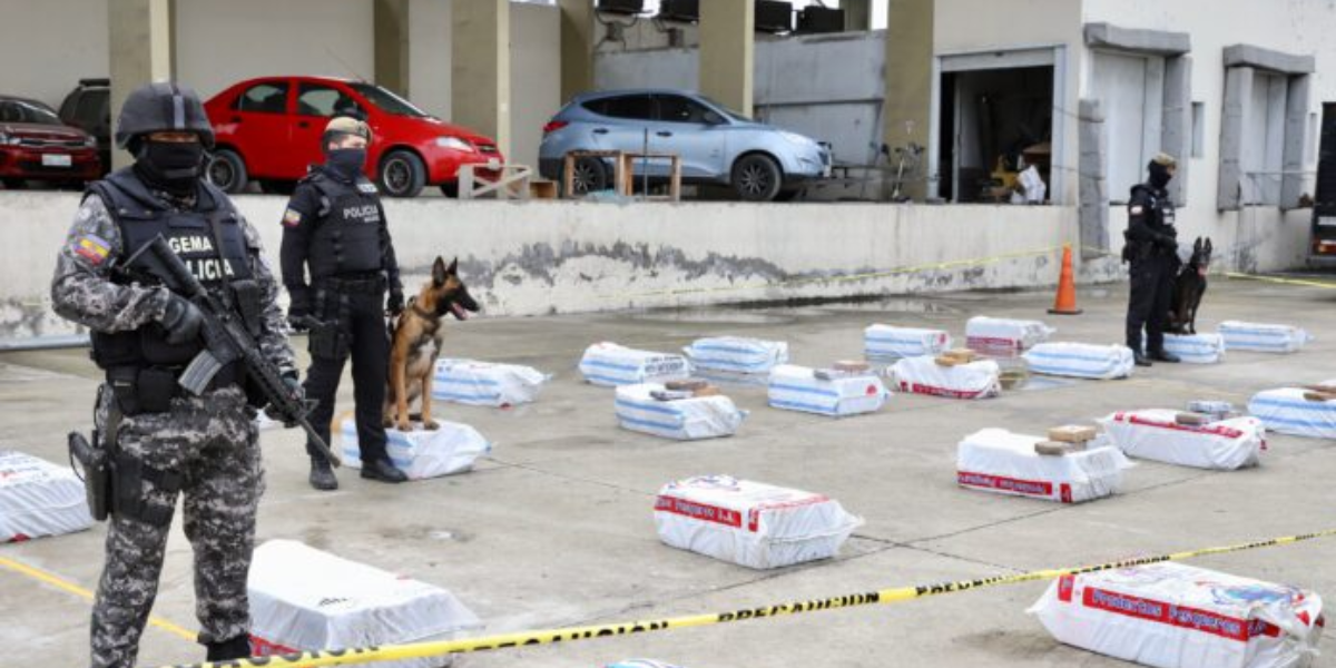 Golpe a mafia albanesa en Ecuador y España detiene a 30 sospechosos