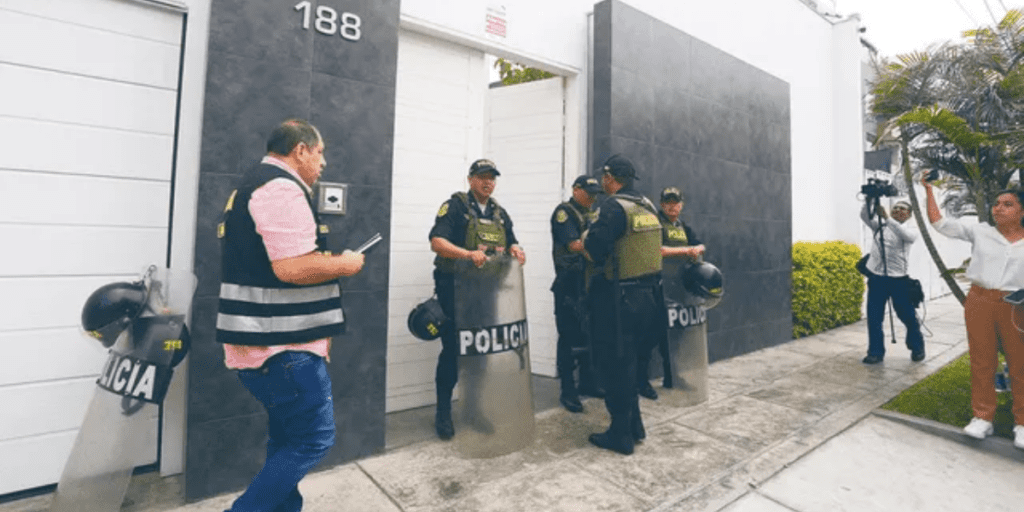 Incautan 11 inmuebles a Carlos Burgos por más de 40 millones de soles