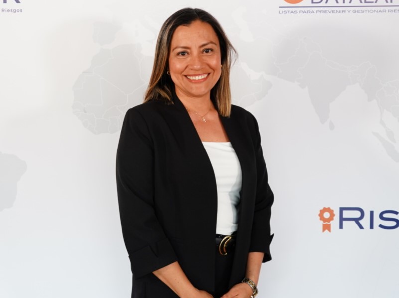 foto de perfil carol garcia risk consulting